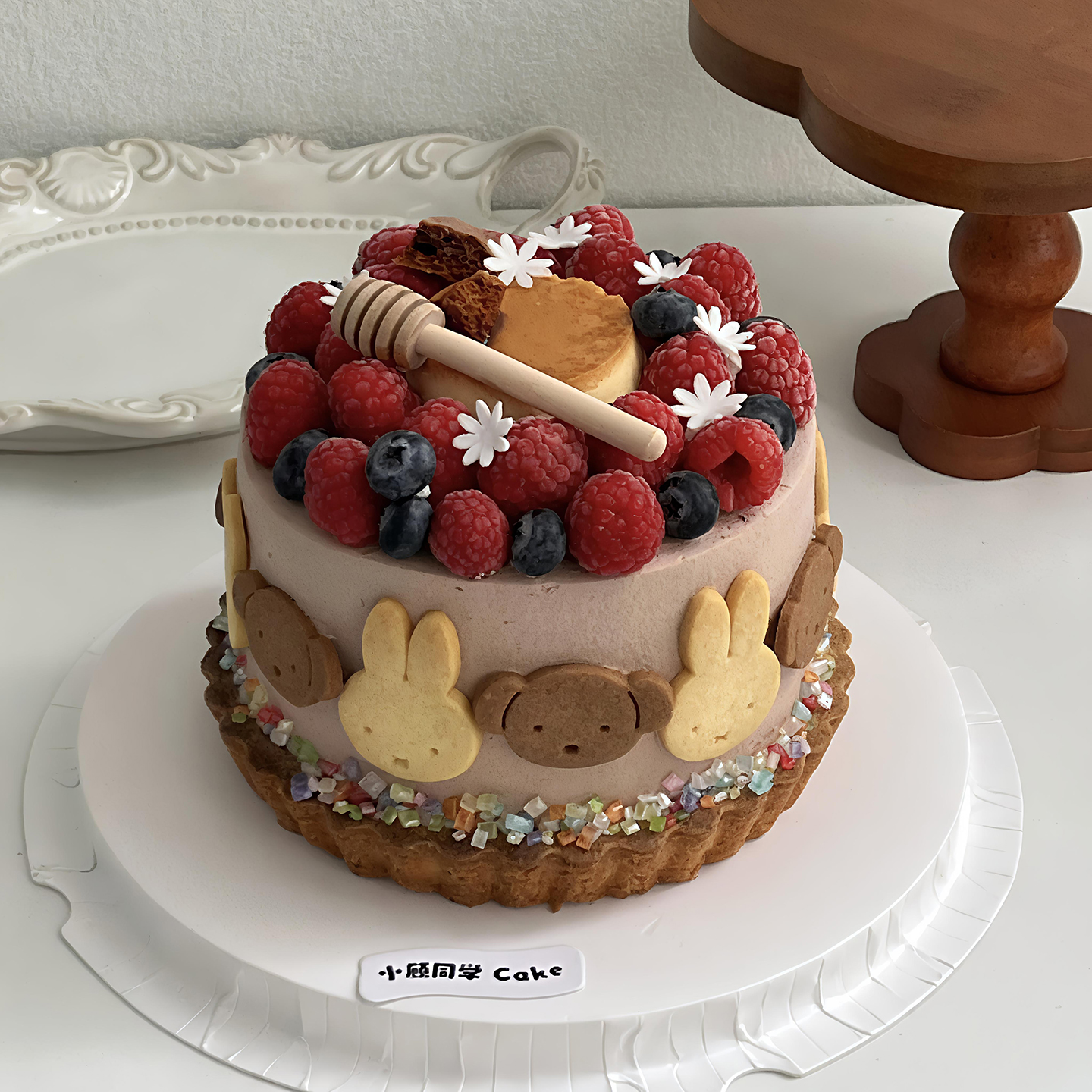 包邮网红烘焙蛋糕装饰摆件可爱米菲兔kt猫小熊米菲兔饼干甜品插件