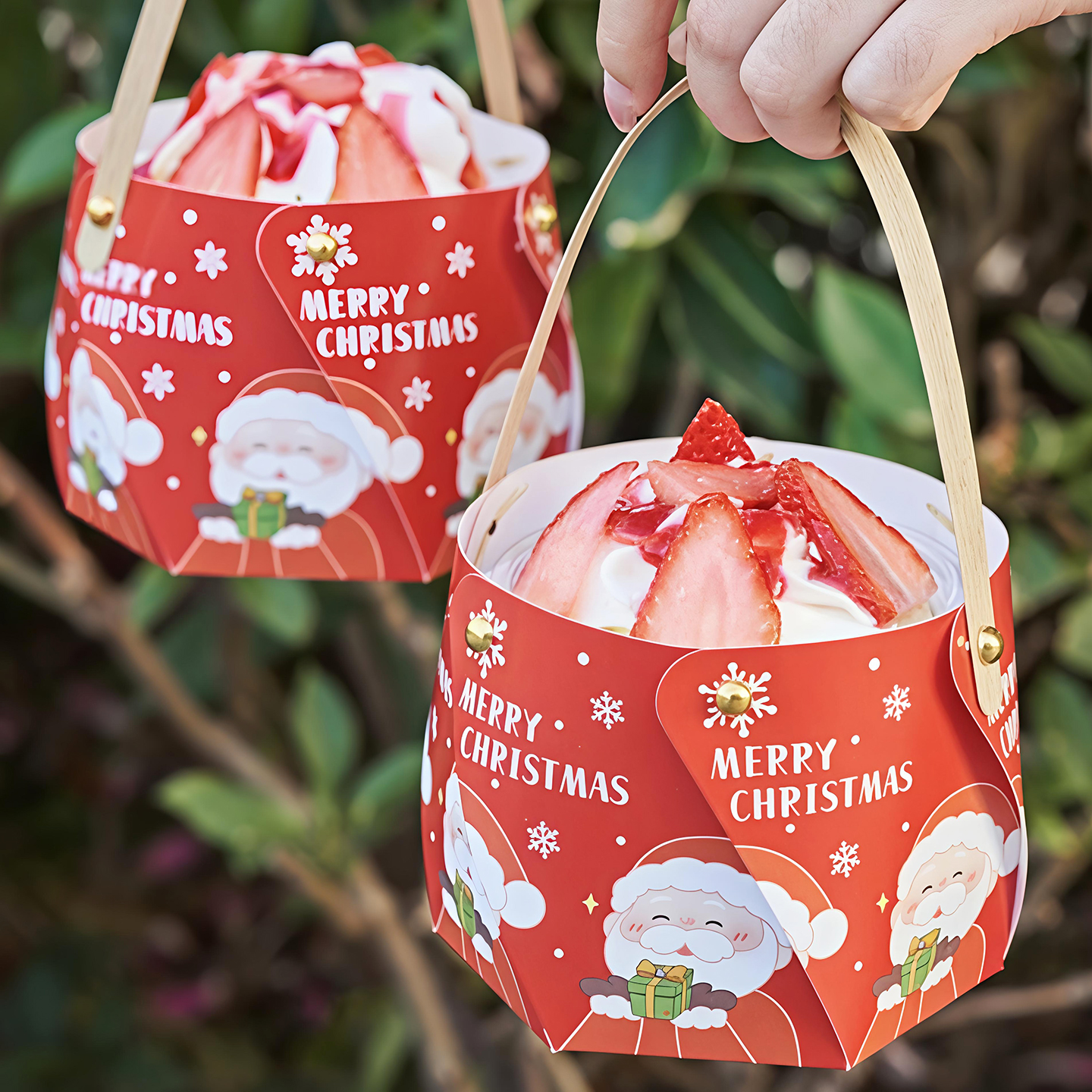 包邮网红圣诞节圣诞老人波波杯蛋糕杯子手提包装盒装饰摆件插件