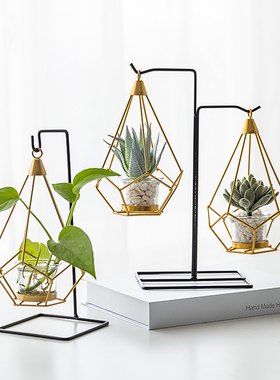 北欧家居房间摆装饰品工艺品创意铁艺个性浪漫复古办公室金属摆件