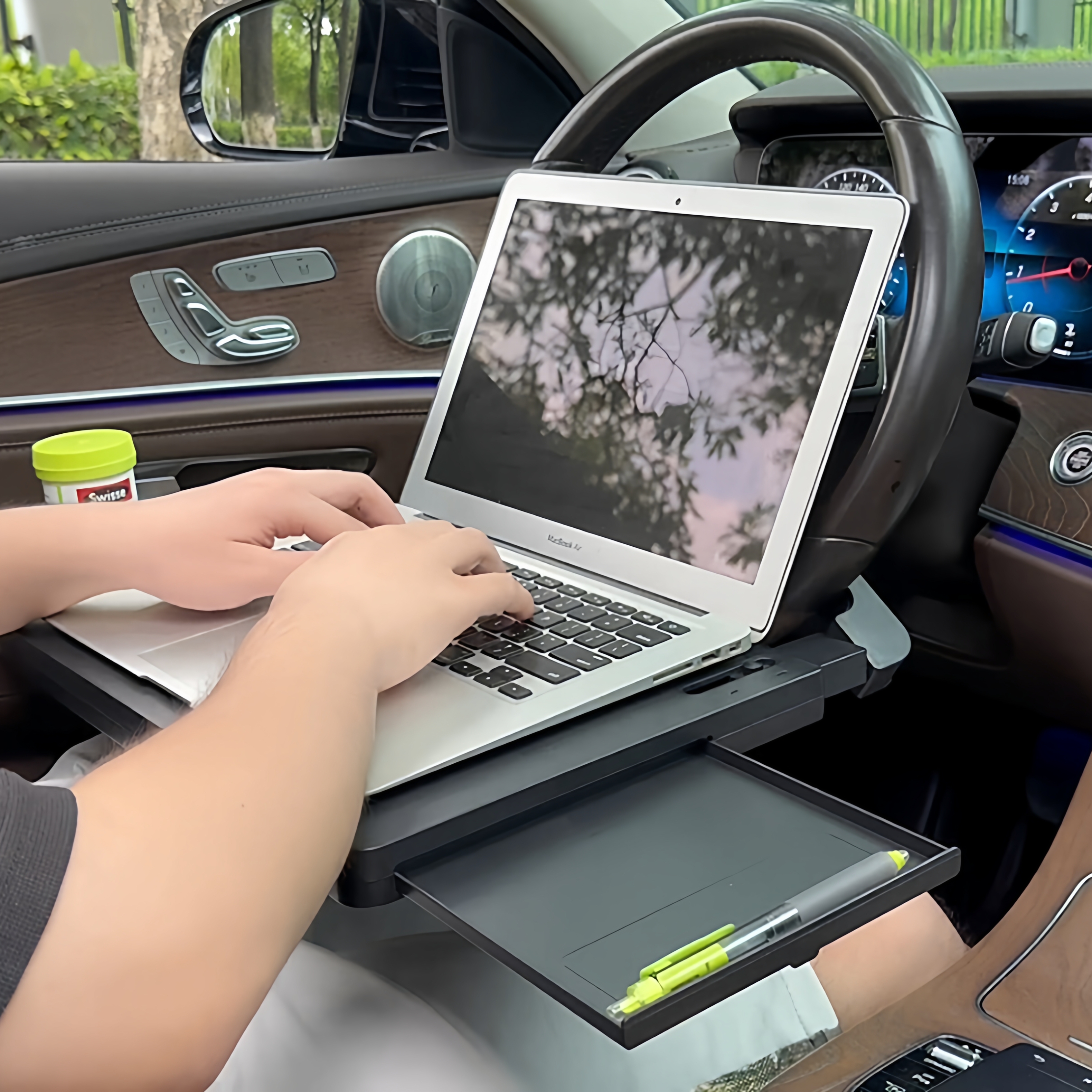 汽车方向盘桌板车上办公桌多功能平板笔记本支架小餐桌伸缩易收纳