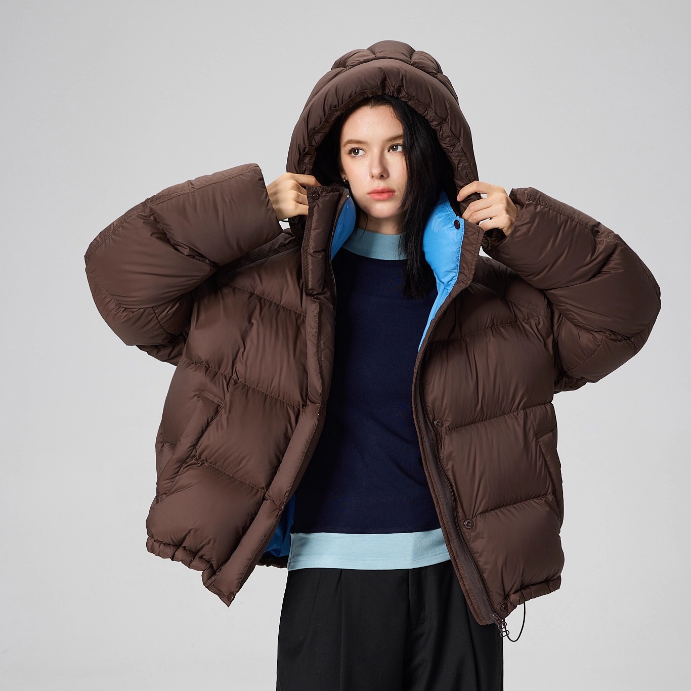 95绒短款撞色拼接羽绒服