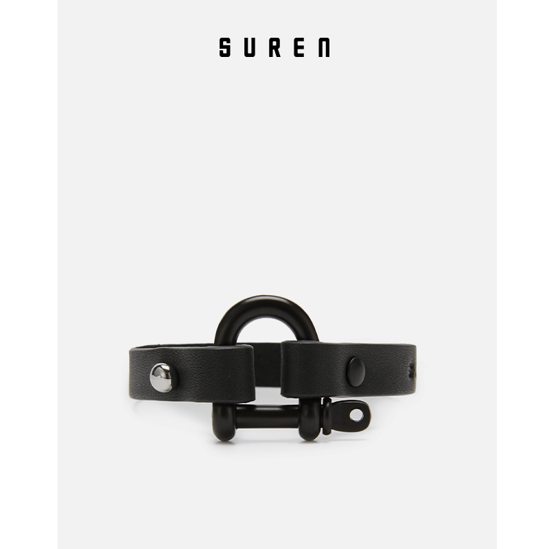 素人SUREN 挂扣皮手环皮环手链小众设计师高级感个性配饰Y003在类目 服饰配件/皮带/帽子/围巾, 其他配件中 - 来自Buy2taobao.com提供专业的淘宝代购服务