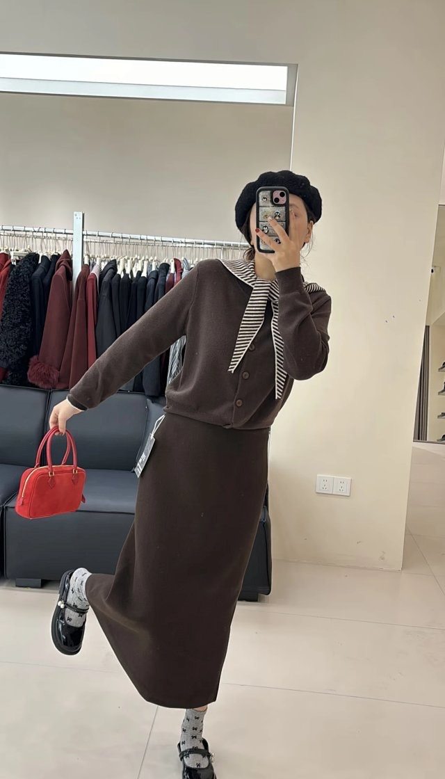 包邮学院风披肩毛衣套装 开衫 帽子披肩 两件套。单穿套搭都可以,女装/女士精品,时尚套装,淘宝优惠券,粉丝福利购,淘宝优惠卷