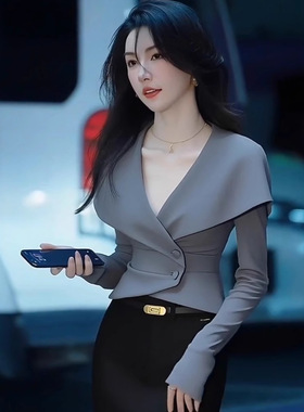 灰色大翻领上衣2025秋季新款设计感小众独特漂亮高级感收腰衬衫女