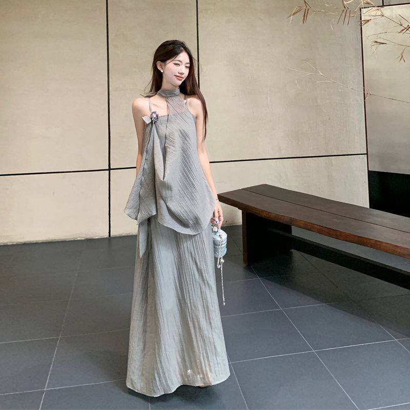 网红爆款2026夏不规则挂脖上衣新款套装清冷感国风女装套装裙潮