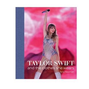英文原版 泰勒斯威夫特时尚穿衣打扮摄影画册 精装 霉霉演唱会日常晚会穿着艺术书 精装Taylor Swift: and the clothes she wears