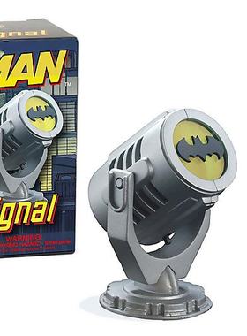 英文原版 蝙蝠侠探射灯手办 Batman Bat-signal 插画书 盒装礼物 玩具  DC漫画 周边 布鲁斯·韦恩 进口正版