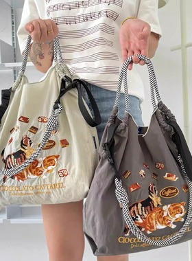 日本代购ballchain刺绣猫咪环保袋帆布斜挎购物袋大容量通勤包包