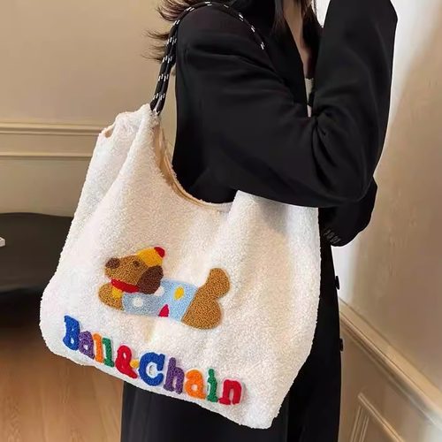日本代购ballchain腊肠狗羊羔毛绒包包女2024冬款可爱刺绣单肩包