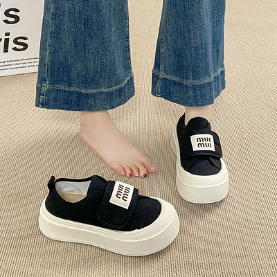 黑色帆布鞋女款2025新款秋季设计感魔术贴休闲面包鞋厚底增高板鞋