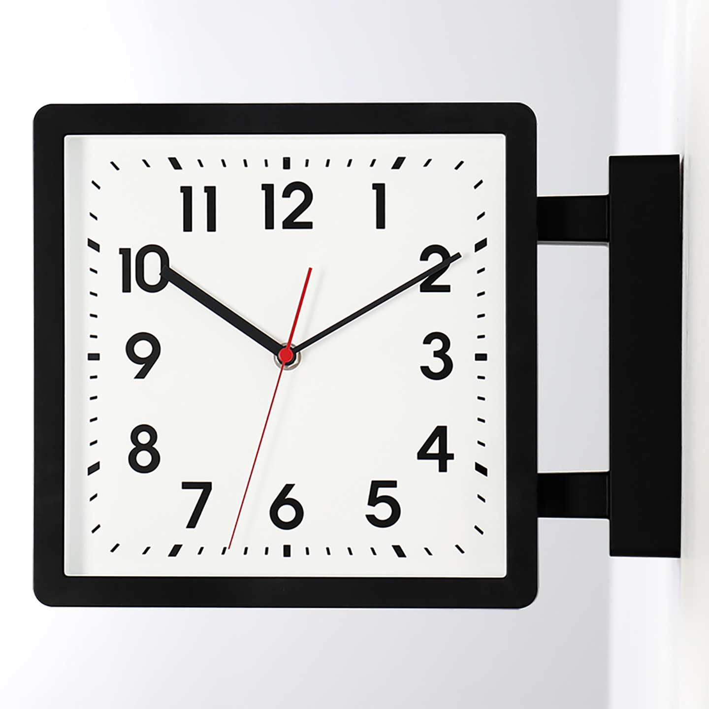 客厅方形双面数字挂钟简约现代时钟壁挂创意智能自动对时双面钟表