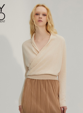 【商场同款】MYMO交叉领慵懒风针织衫朗黛秋季新款套头上衣882M