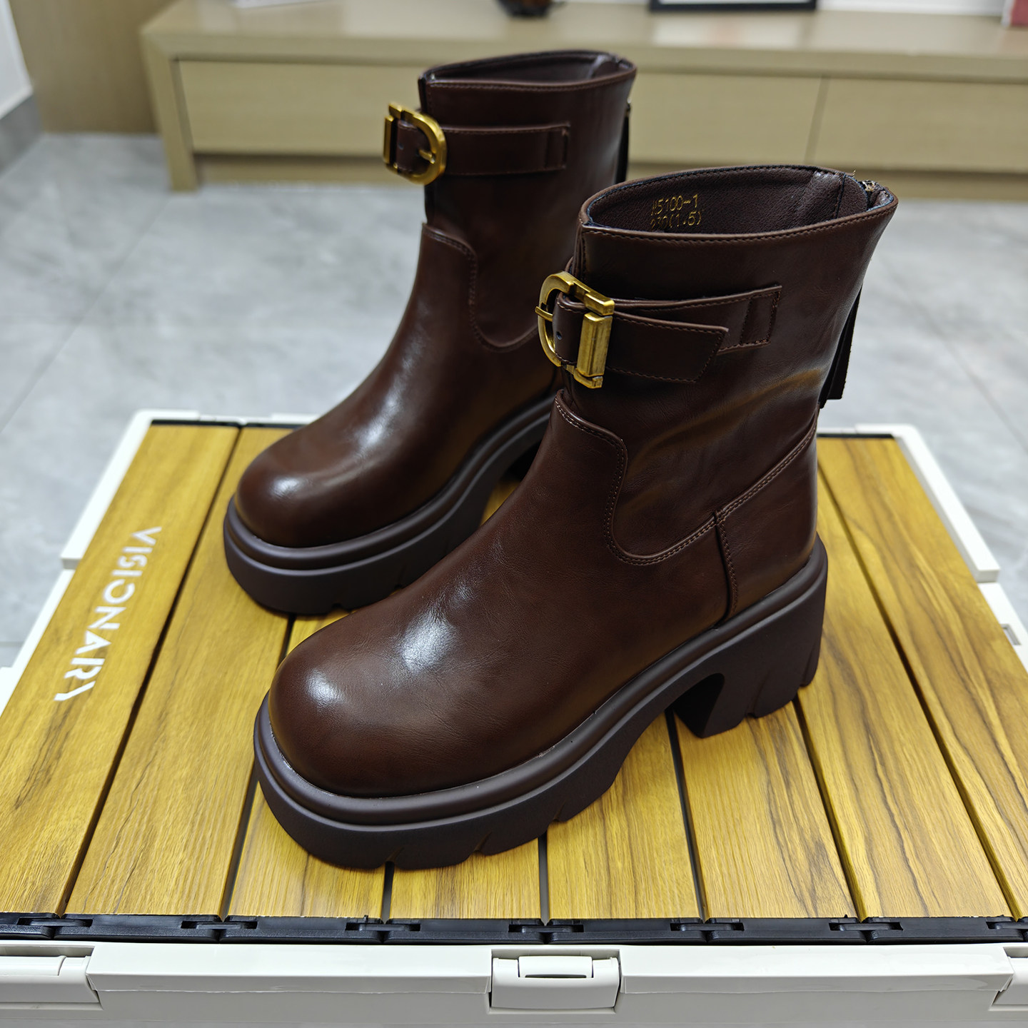 休闲时尚超轻便厚底马丁靴女2025冬新款百搭英伦风后拉链切尔西靴