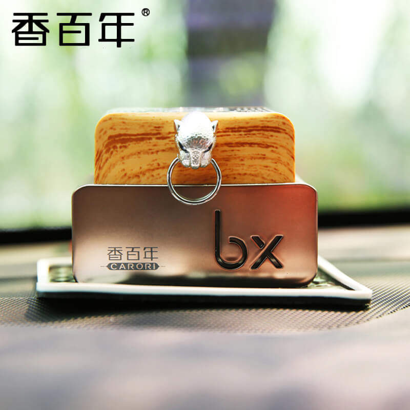 香百年正品豹禧车载香水座式香水个性创意除异味古龙持久汽车摆件