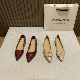 名媛气质尖头内增高金属扣浅口单鞋 女2025新款 软底百搭通勤工作鞋