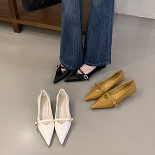 COLORED BEAN MONTH韩版尖头高跟鞋女细跟一字扣单鞋时尚百搭通勤