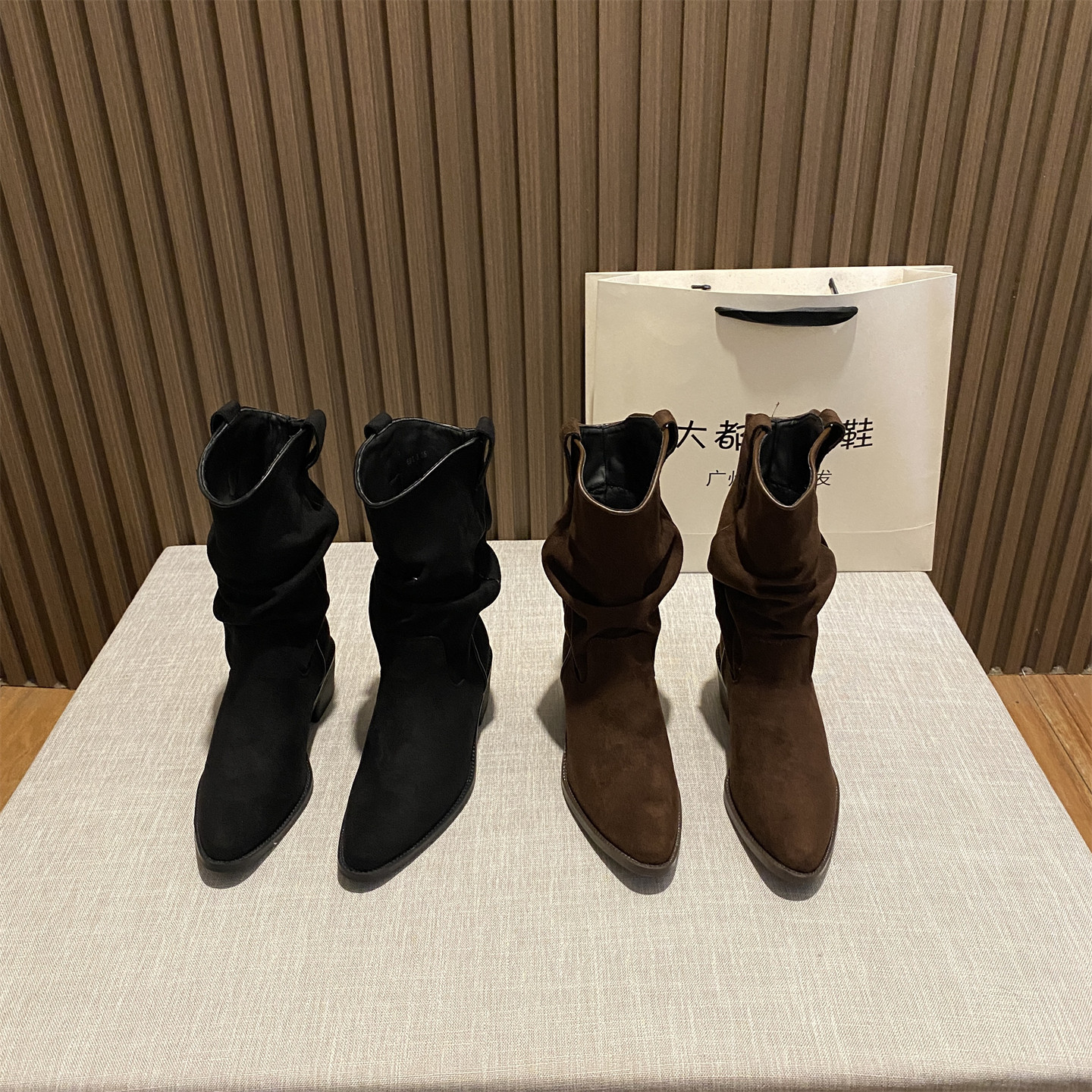 韩版复古尖头粗跟堆堆百搭短靴女