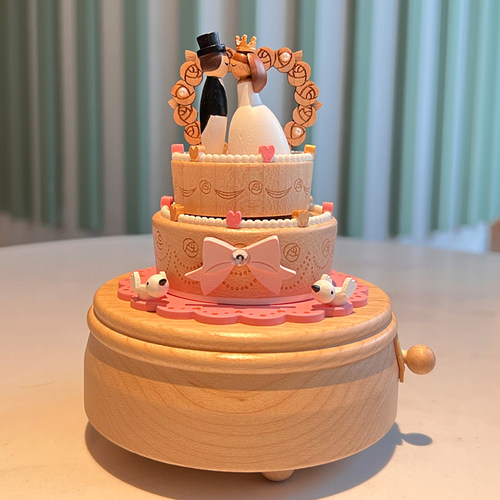 台湾jeancard木质结婚蛋糕八音盒