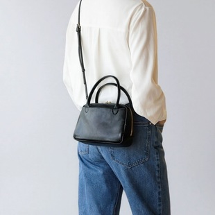 柔軟植鞣皮革 手提迷你方包｜手提＆斜背可｜上品氣質真皮包 2way