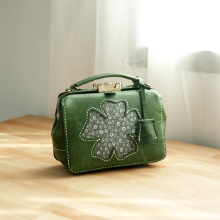 大号 切線派杜勒斯手工口金包女士医生包真皮斜挎包 花朵绽放