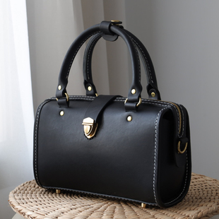 Nina 迷你波士顿包 Boston