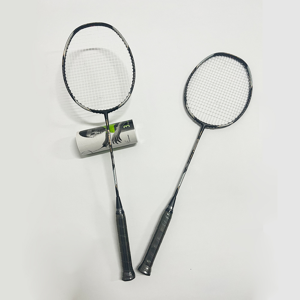 全碳素耐打无进攻羽毛球拍