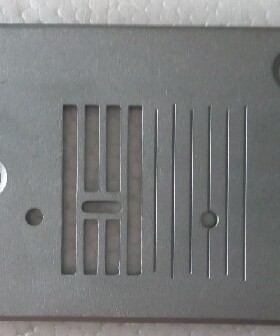 飞跃家用电动多功能缝纫机FY510针板