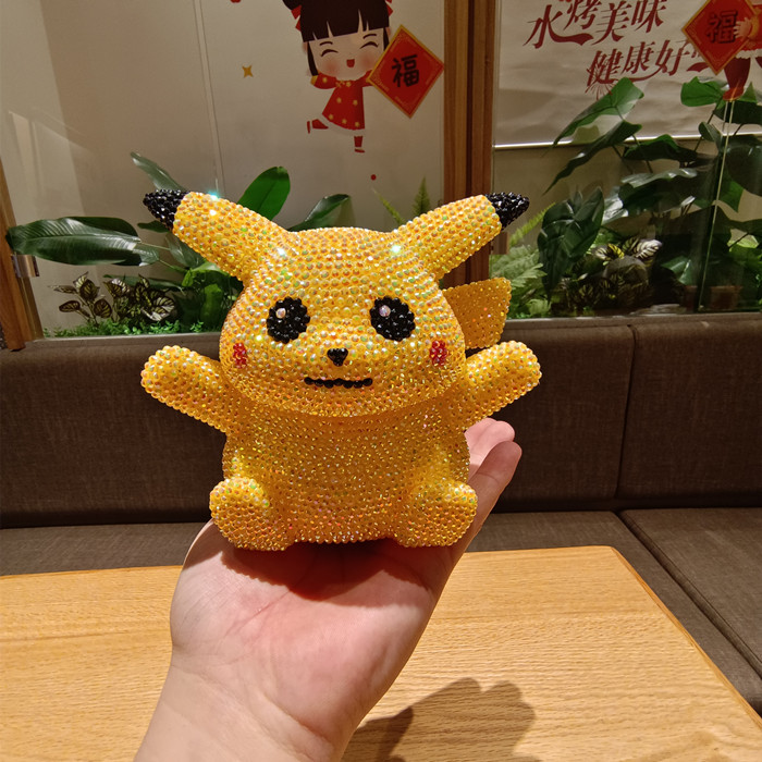 贴钻皮卡丘搪胶存钱罐创意
