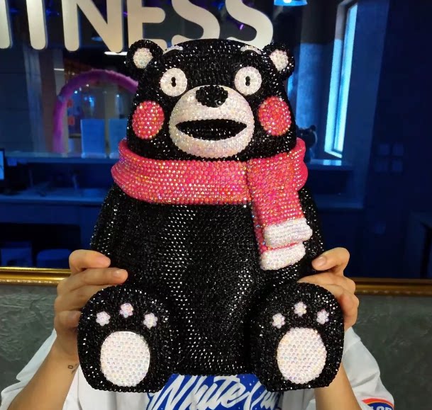 贴钻存钱罐男孩大号储蓄塑料储钱小熊儿童防摔硬币网红女孩零钱箱