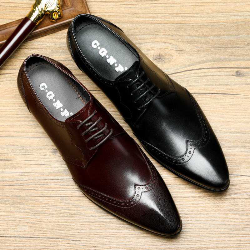 村哥牛皮男士皮鞋系带透气尖头