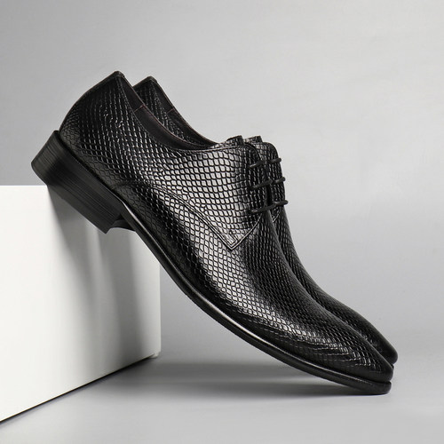 新款秋季皮鞋男商务真皮韩版男士