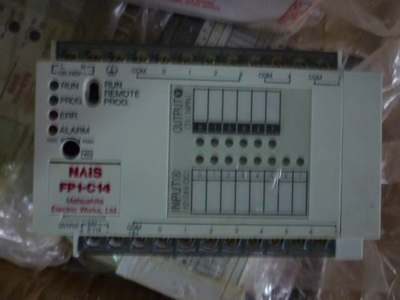 PLC FP1-C14 AFP12357-F晶体管输出220V电源非实价