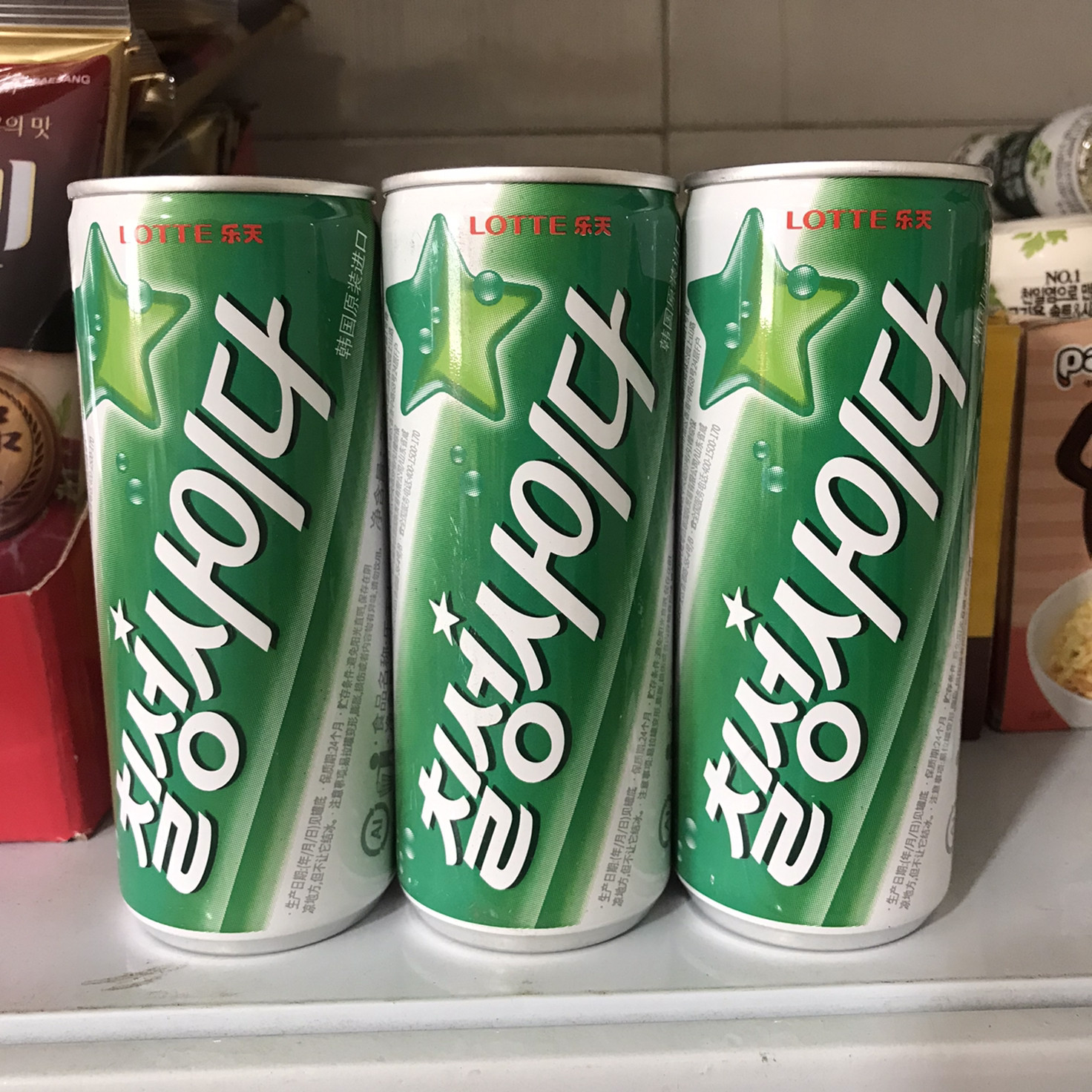 韩国原装进口乐天七星雪碧碳酸饮料250ml罐冰柠檬汽水苏打水