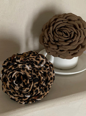 玫瑰花高级感波点豹纹花朵抓夹扎发鲨鱼夹后脑勺夹子头饰发饰