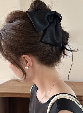 黑色大号赫本风抓夹女2025新款慵懒风高级感鲨鱼夹饱满后脑勺头饰