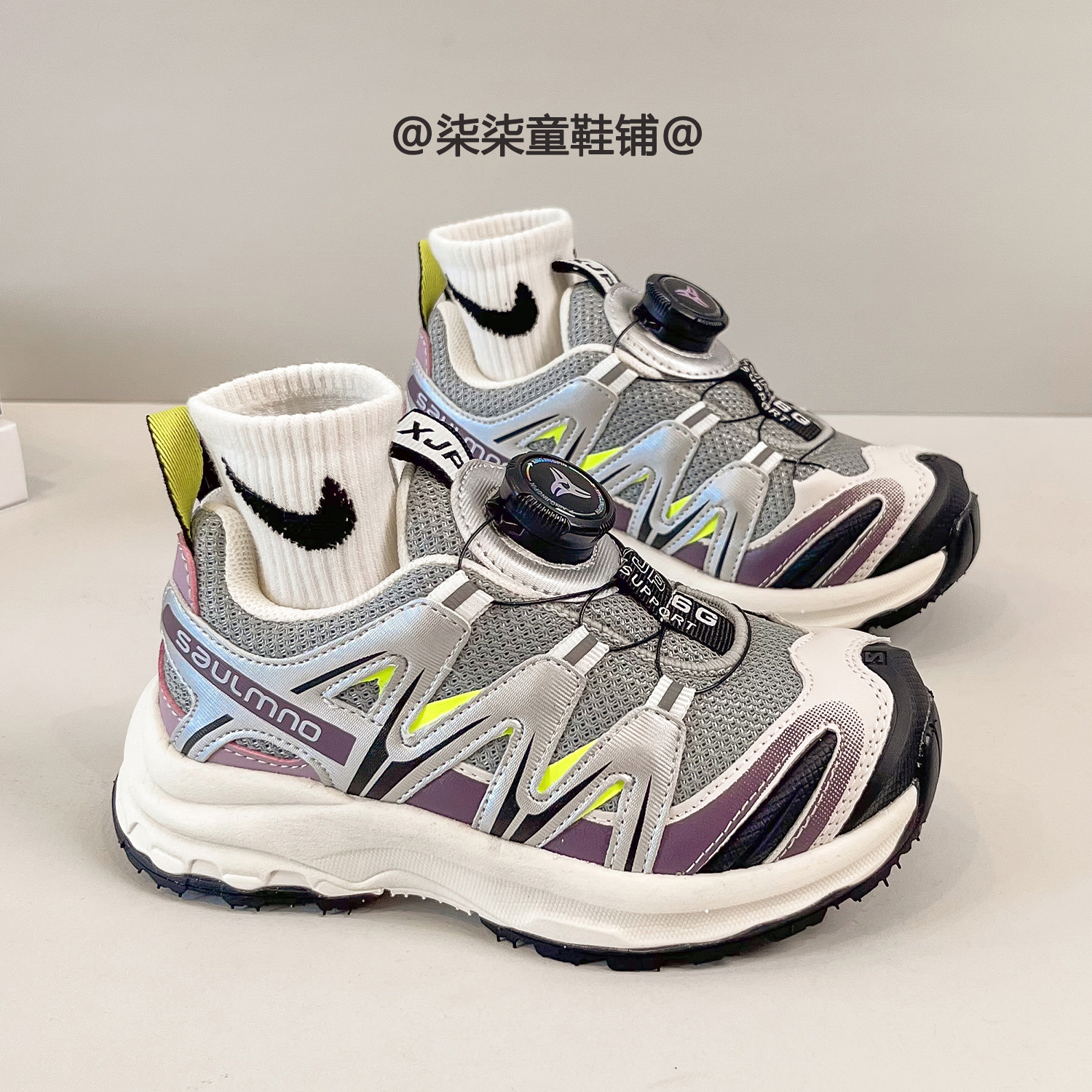 小二推荐官网儿童休闲运动鞋板鞋