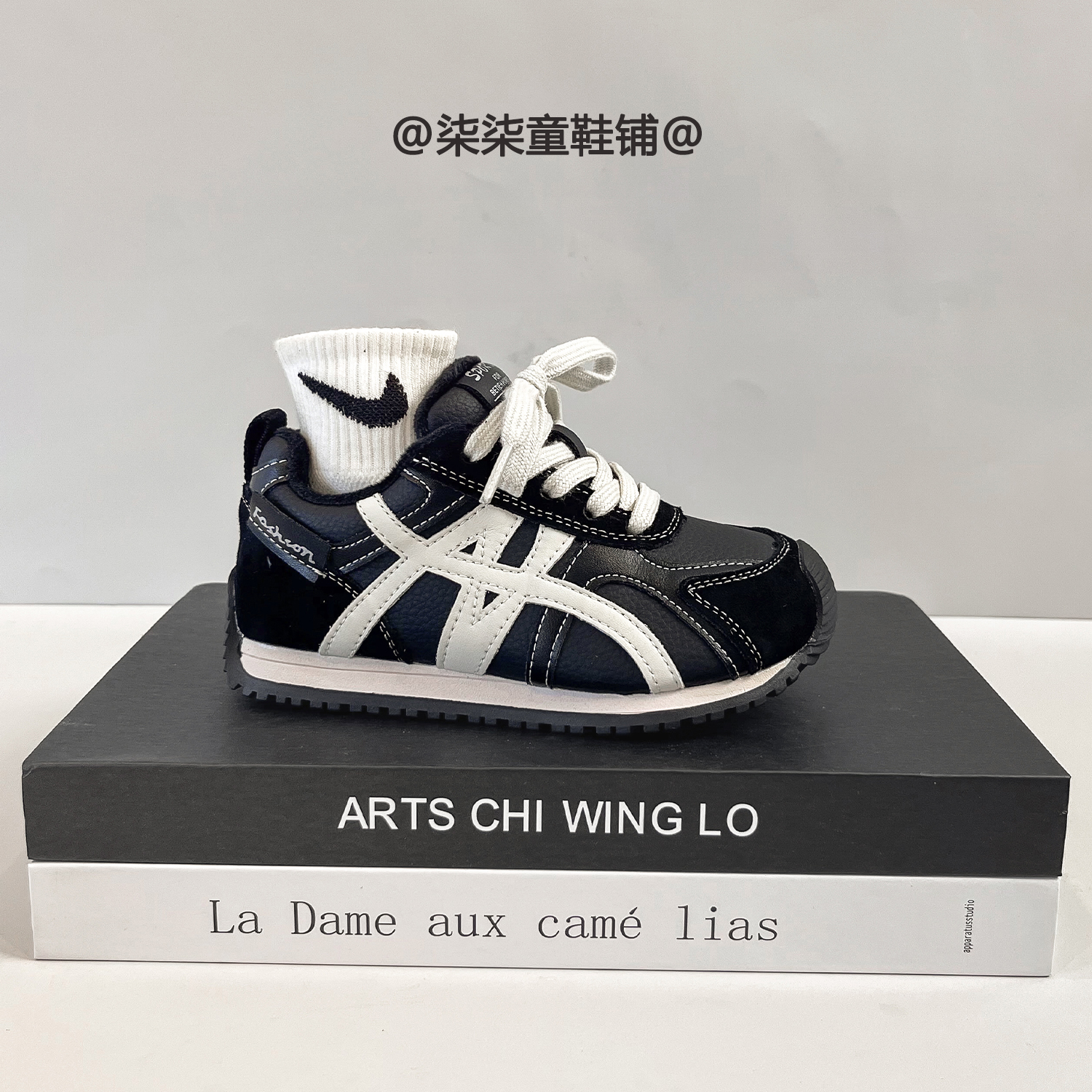 小二推荐官网儿童真皮运动鞋板鞋