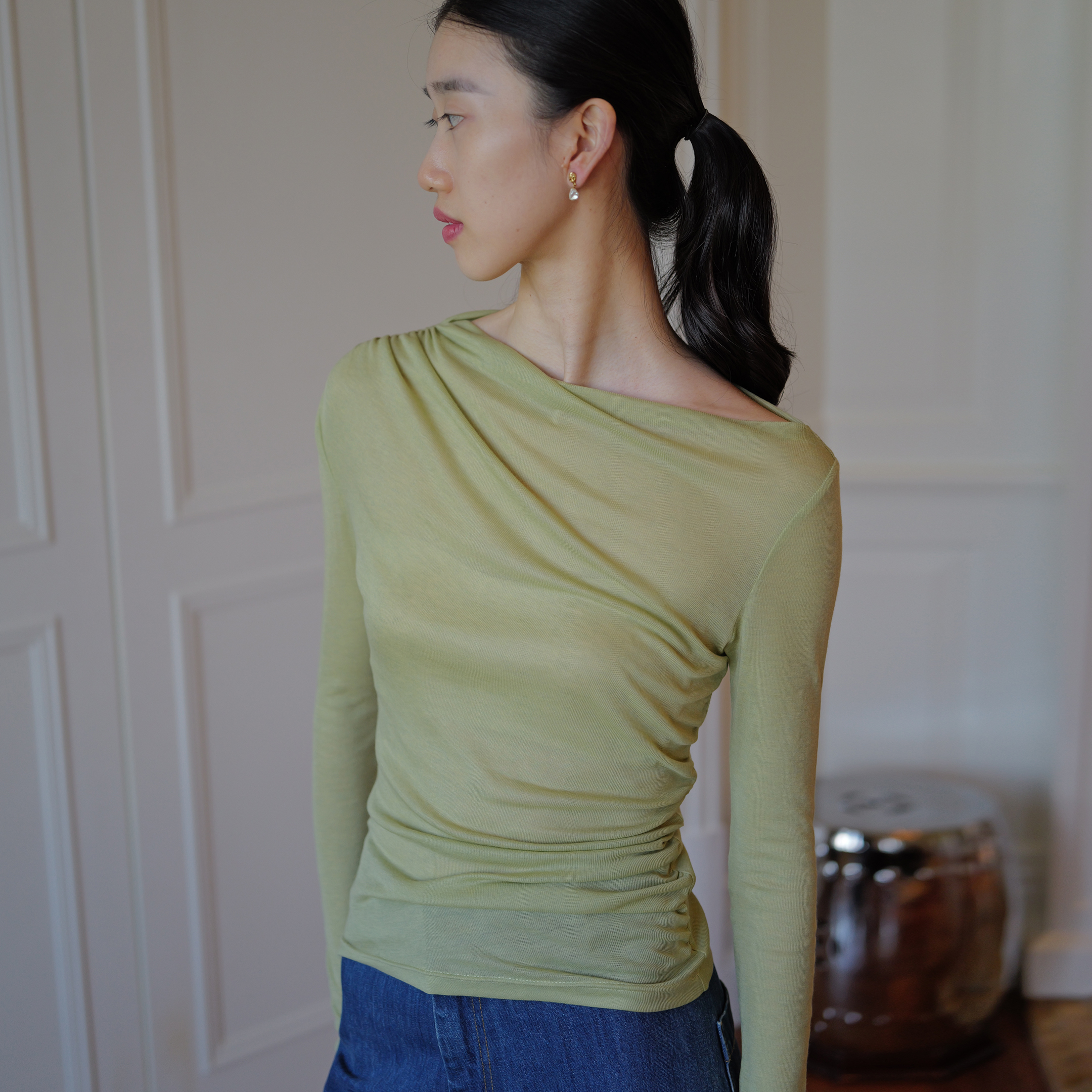 无有无印羊毛混纺不规则一字领长袖修身显瘦针织衫M25142