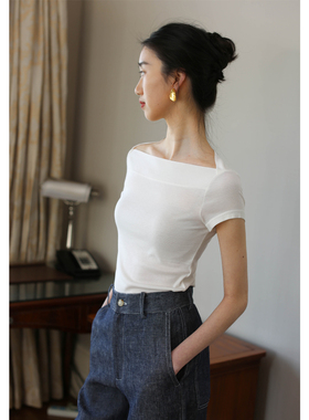 无有无印白色桑蚕丝混纺一字领短袖针织T上衣24082