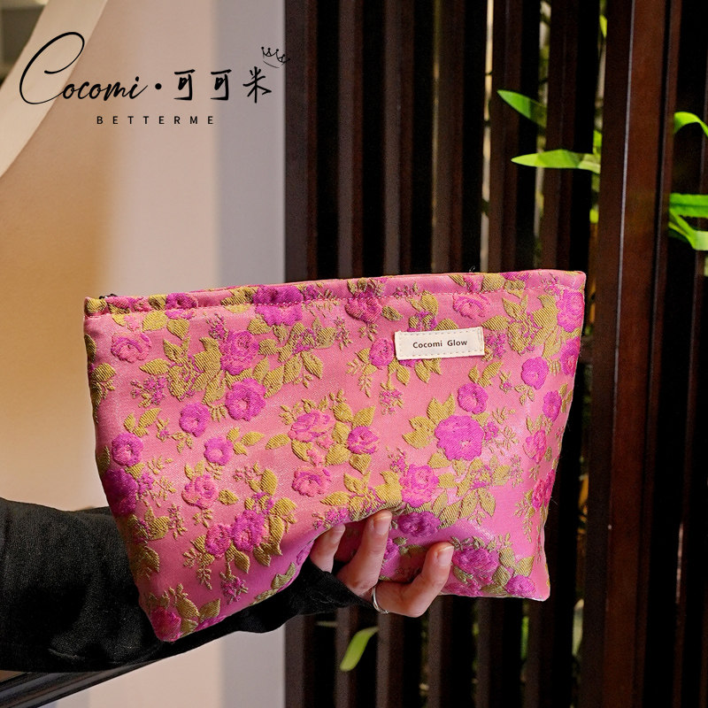 cocomi国风花朵大容量化妆包拉链出差便携收纳包提花工艺手拿包图片