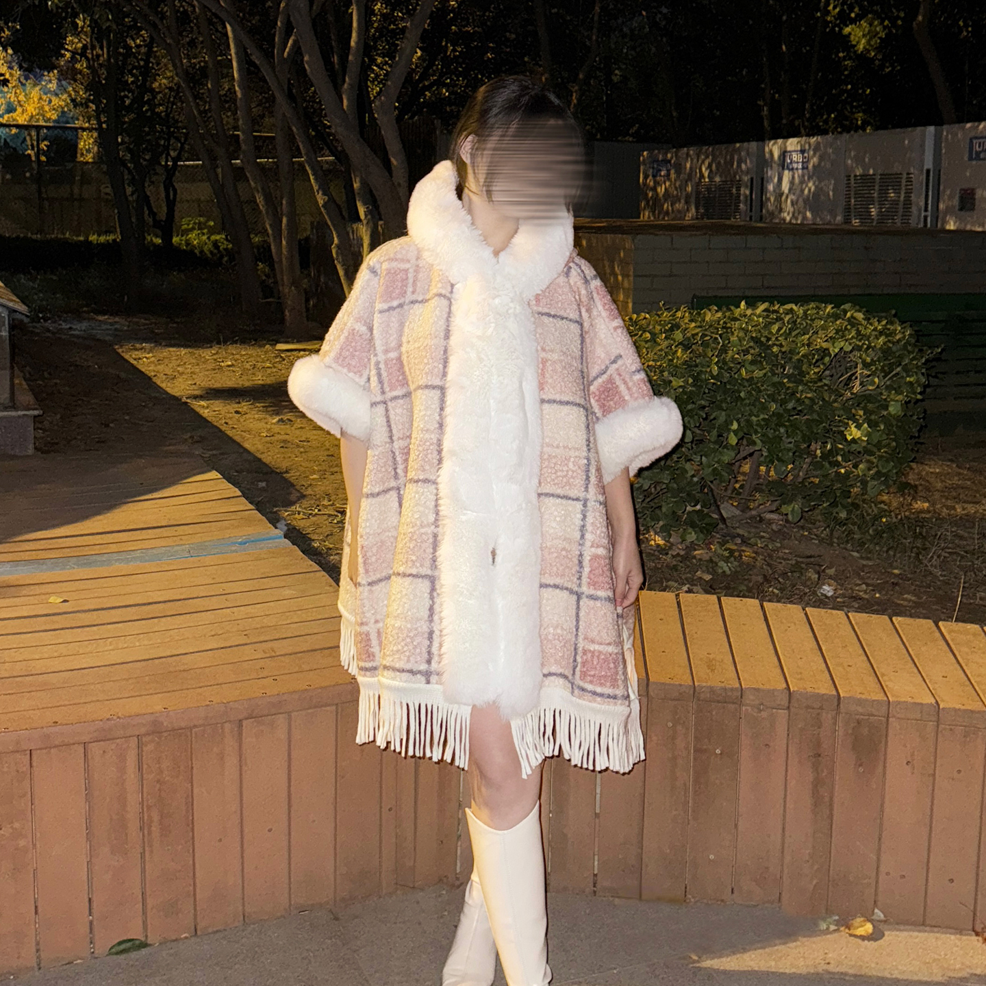 DaLian 冬季心机*加厚保暖外套女连帽斗篷中长款格子流苏披风