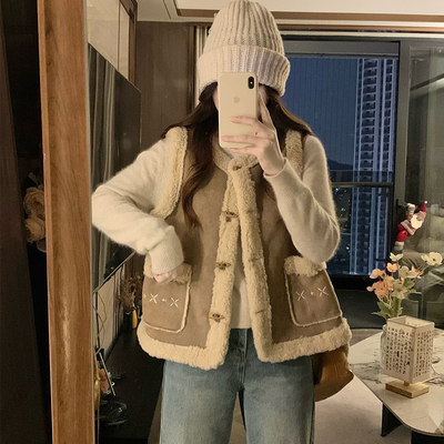 双面穿皮毛一体马甲外套女