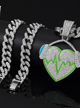 潮牌嘻哈音乐耳机心动心电图吊坠项链 古巴大金链子跨境电商货源
