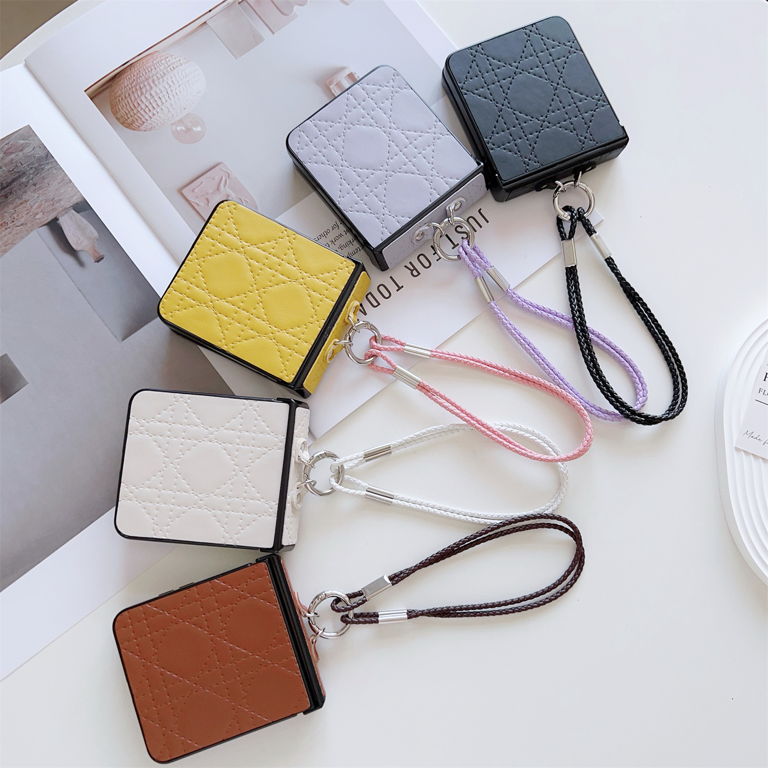 小香风菱格适用荣耀magicvflip2手机壳小米mixflip2三星zflip7折叠屏华为pocket2中轴全包防摔oppon3flip手链