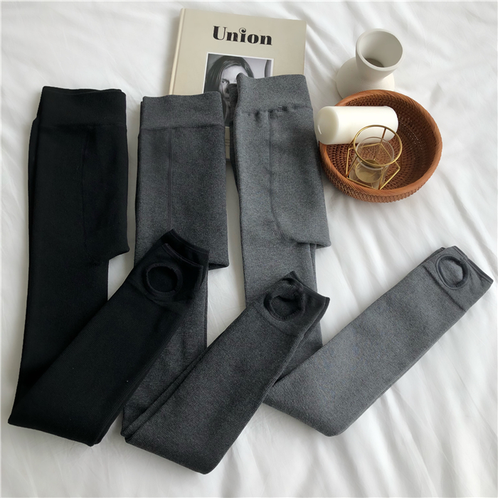 Actual autumn and winter women's clothes Korean version slim and fleece warmth elastic underpants wear socks and socks