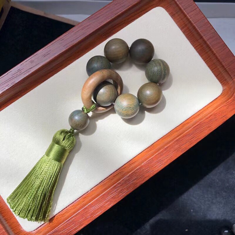 天然绿檀木手捻檀木手串手持木头菩提