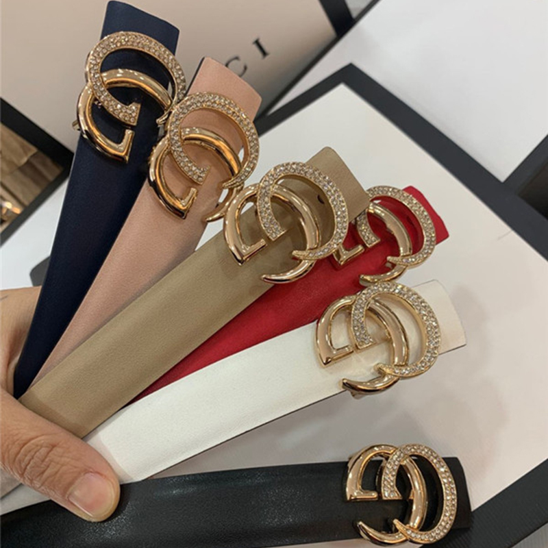 样板房衣帽间饰品摆件首饰盒皮带腰带装饰女士双g皮带细腰带摆设