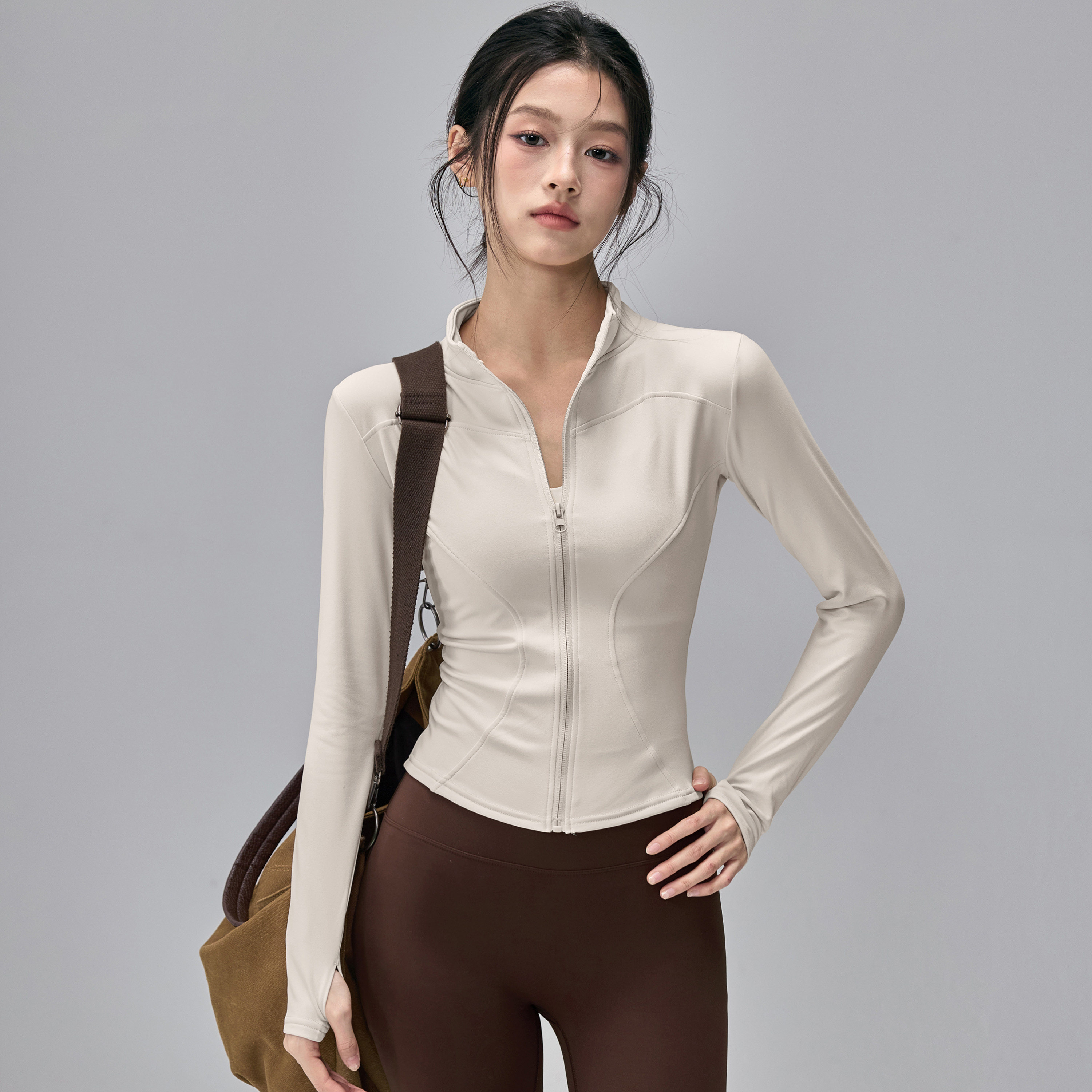 健身女孩加绒瑜伽服外套立领修身户外骑行跑步长袖普拉提运动上衣