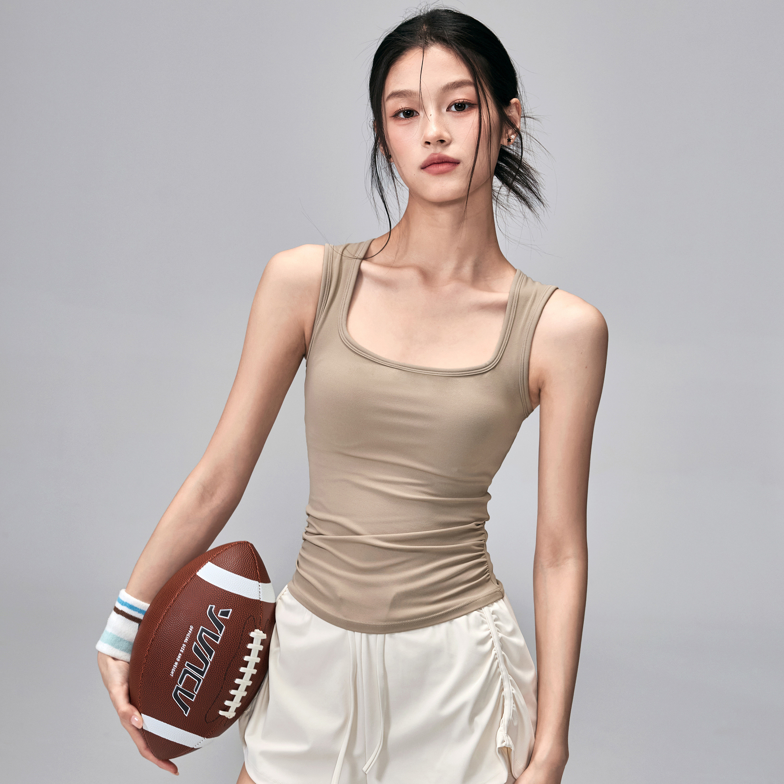 健身女孩一体式运动背心防震外穿跑步训练内衣修身无袖瑜伽服上衣