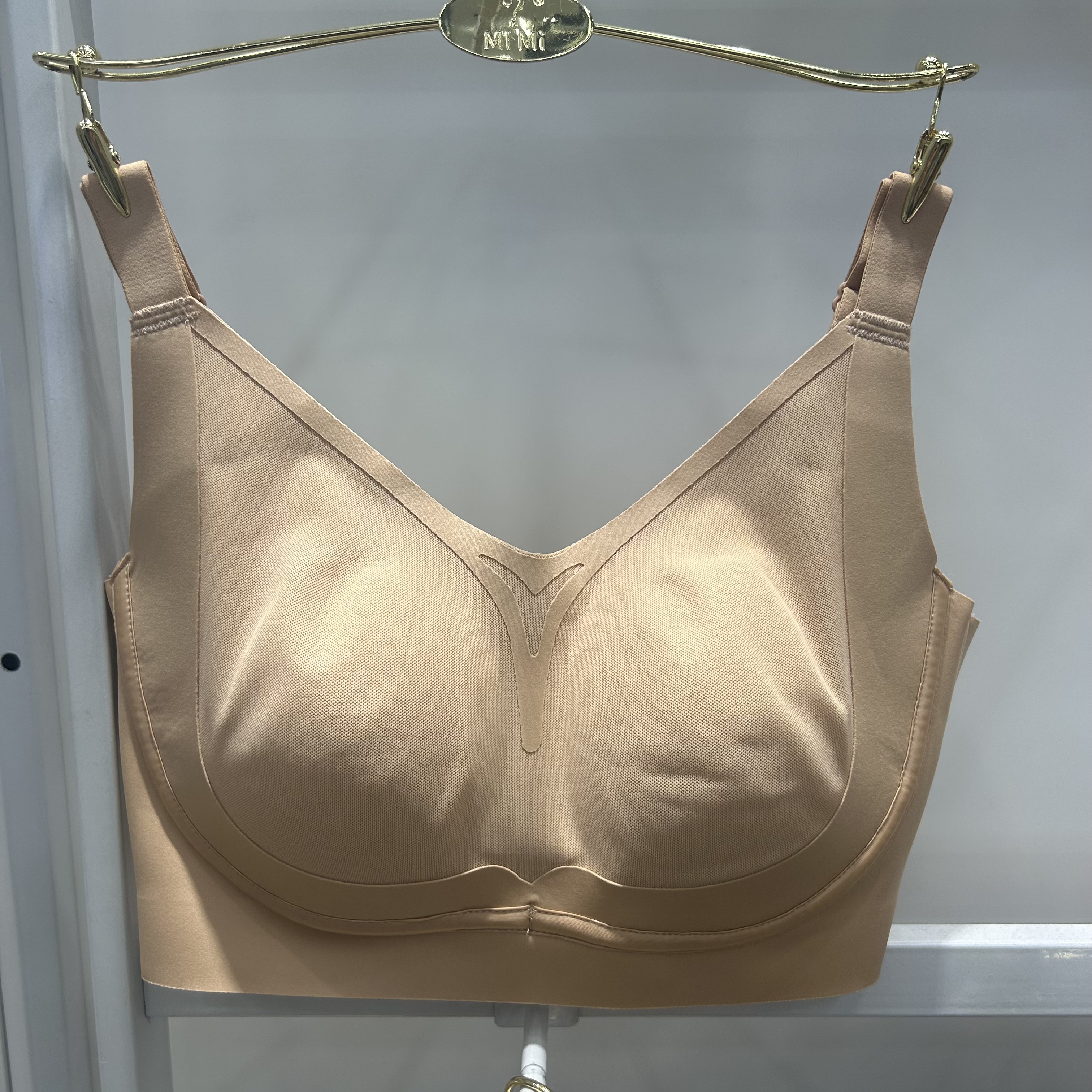 黄金身段春夏小香风无痕文胸聚拢收副乳软钢圈薄透气女士内衣F3